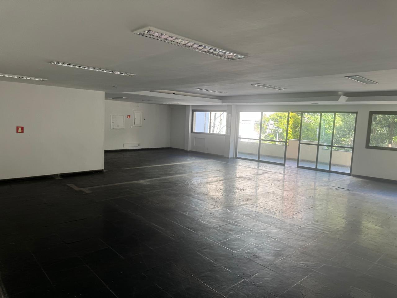 Prédio Comercial com Estacionamento - Copacabana - imagem 8