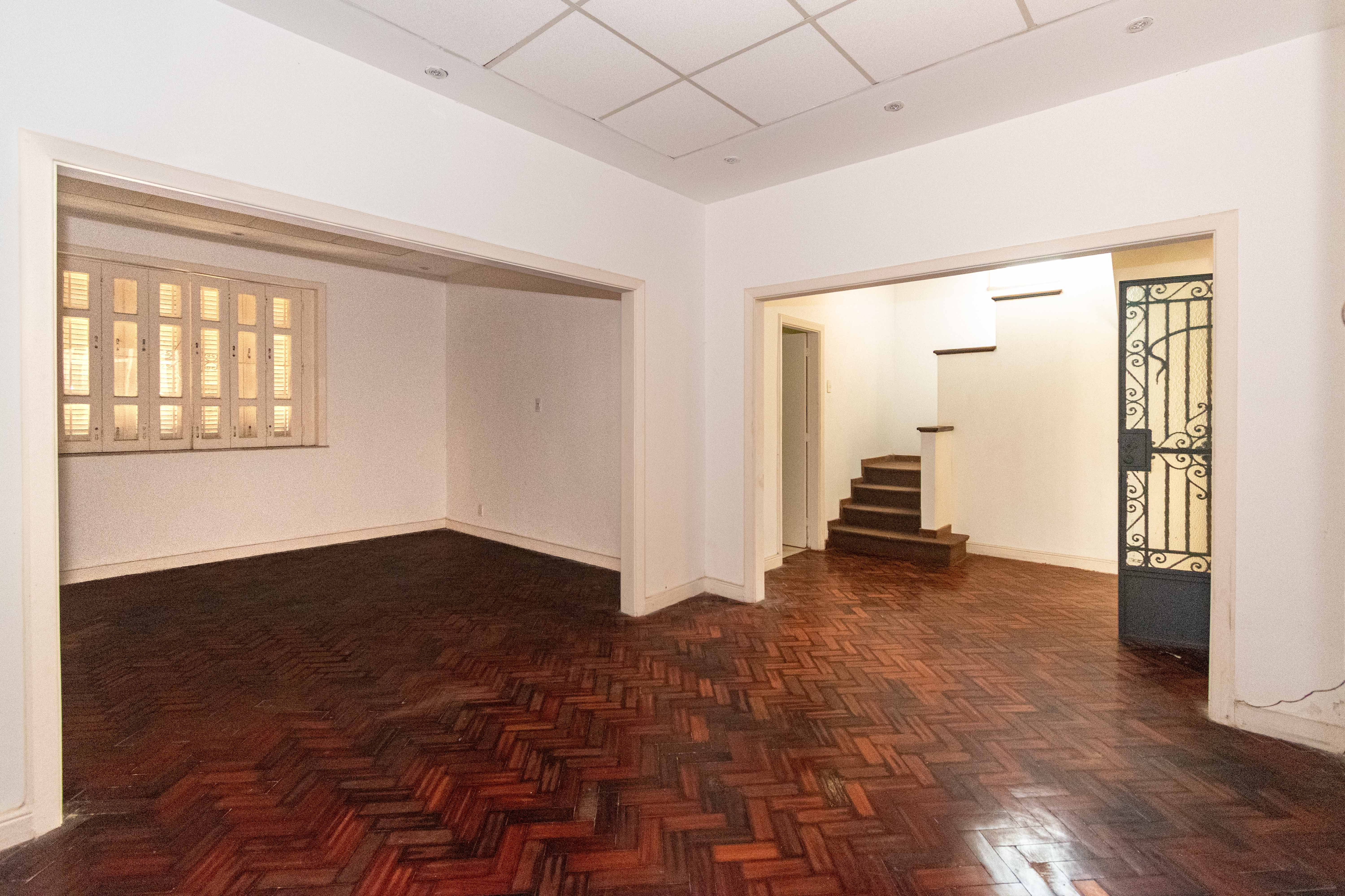 Casarão à Venda em Área Nobre de Botafogo - imagem 3