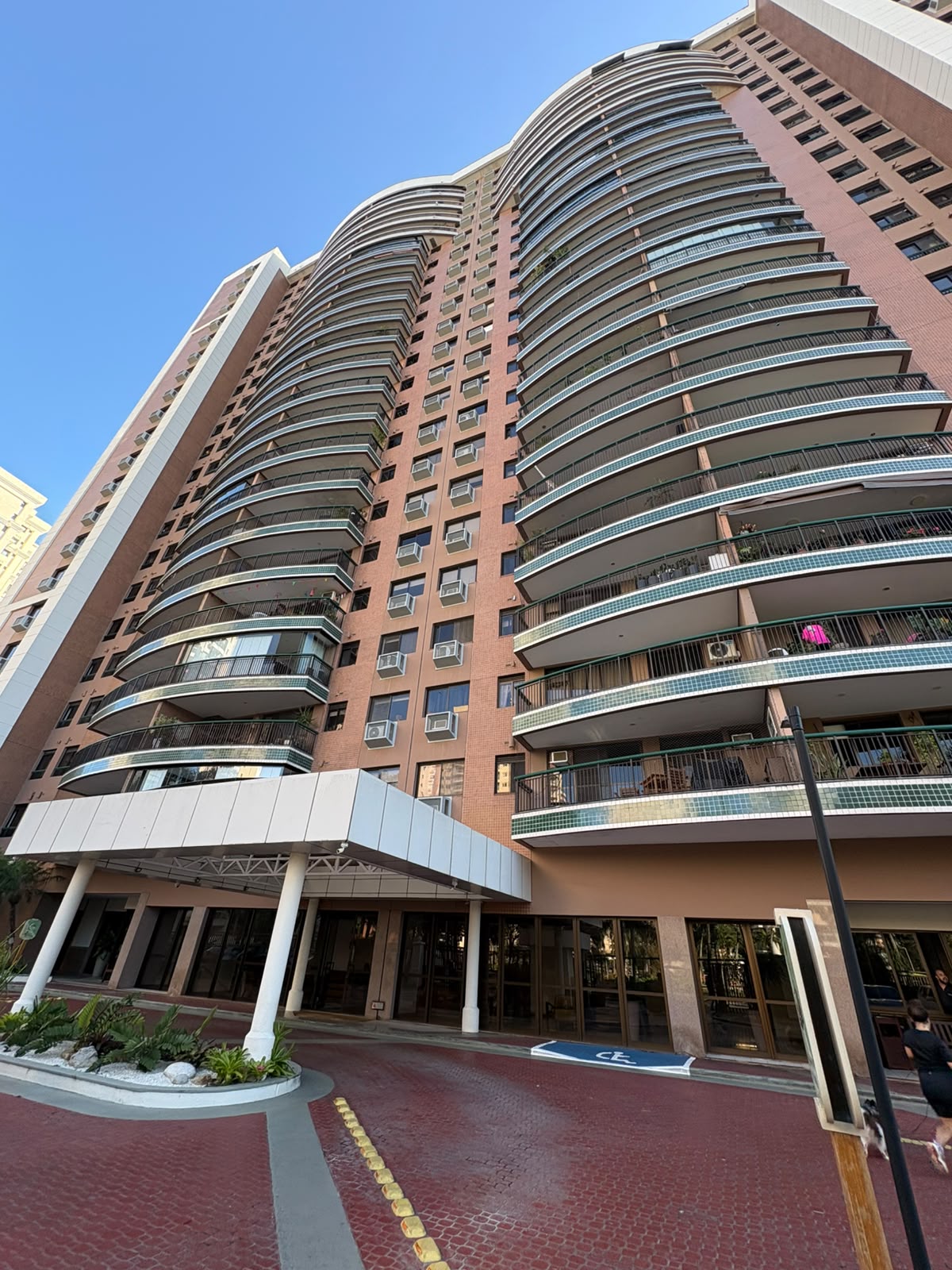 Apartamento com 2 Quartos Para Locação na Barra da Tijuca - Rio de Janeiro