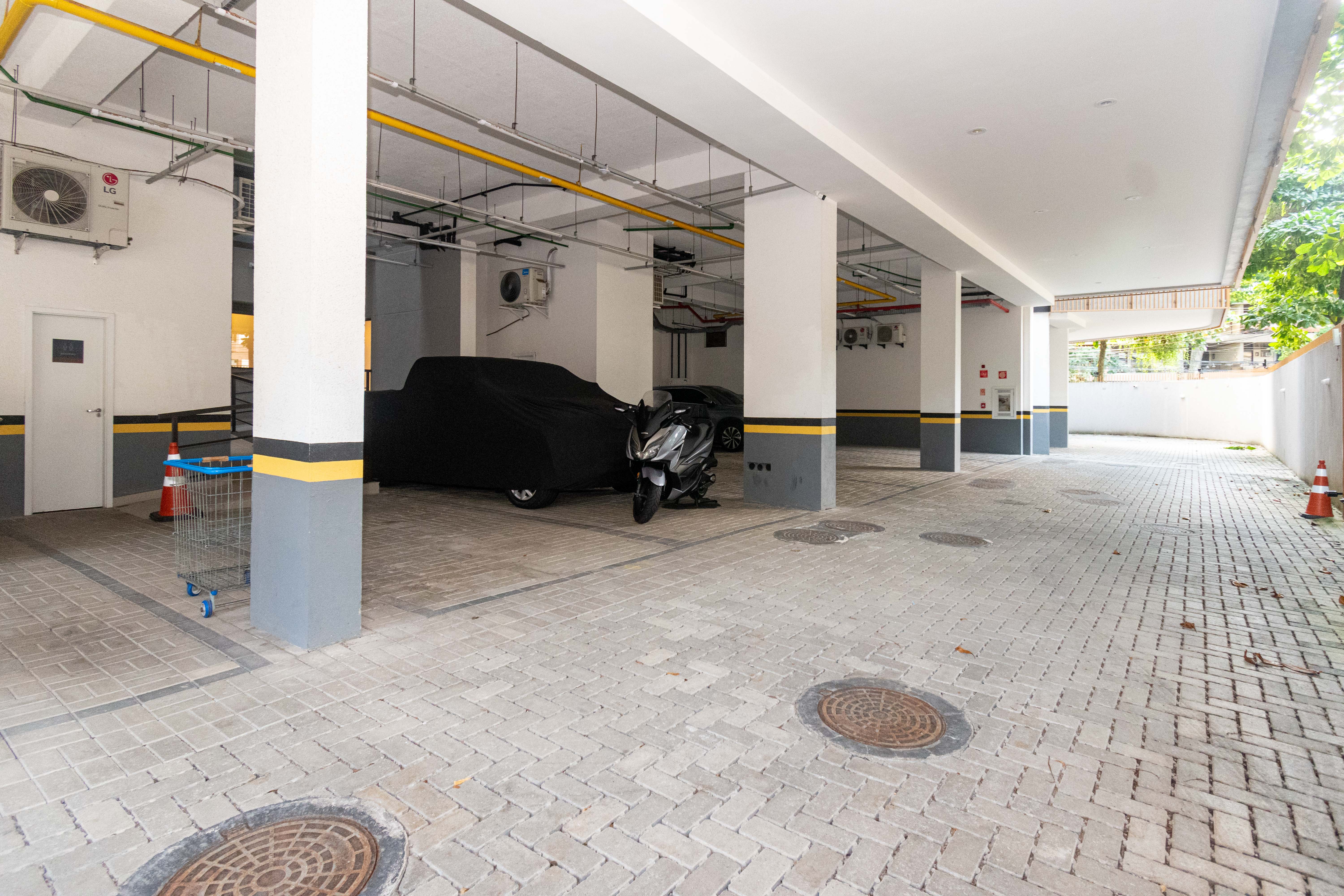 Apartamento em Prédio Novo com Projeto Arquitetônico - Jardim Oceânico - imagem 95