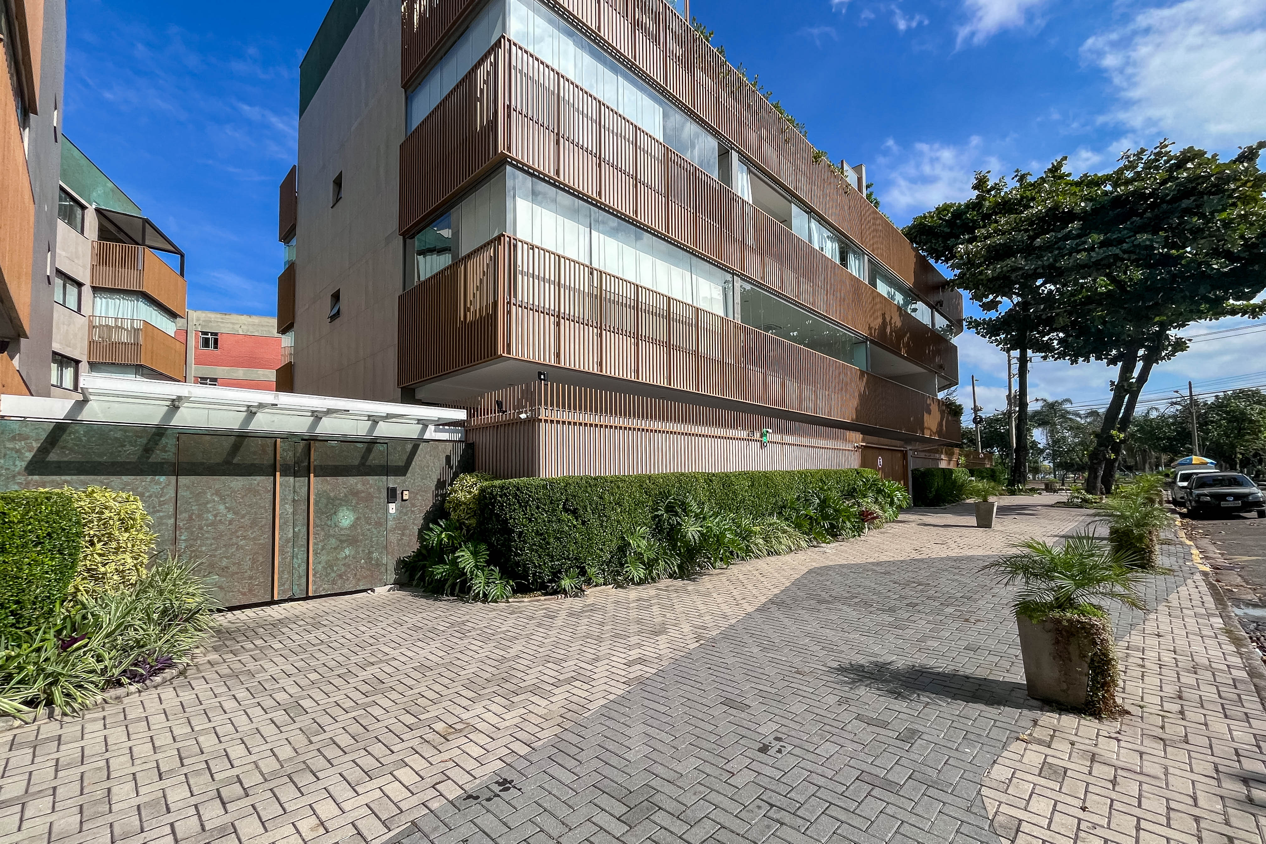 Apartamento em Prédio Novo com Projeto Arquitetônico - Jardim Oceânico