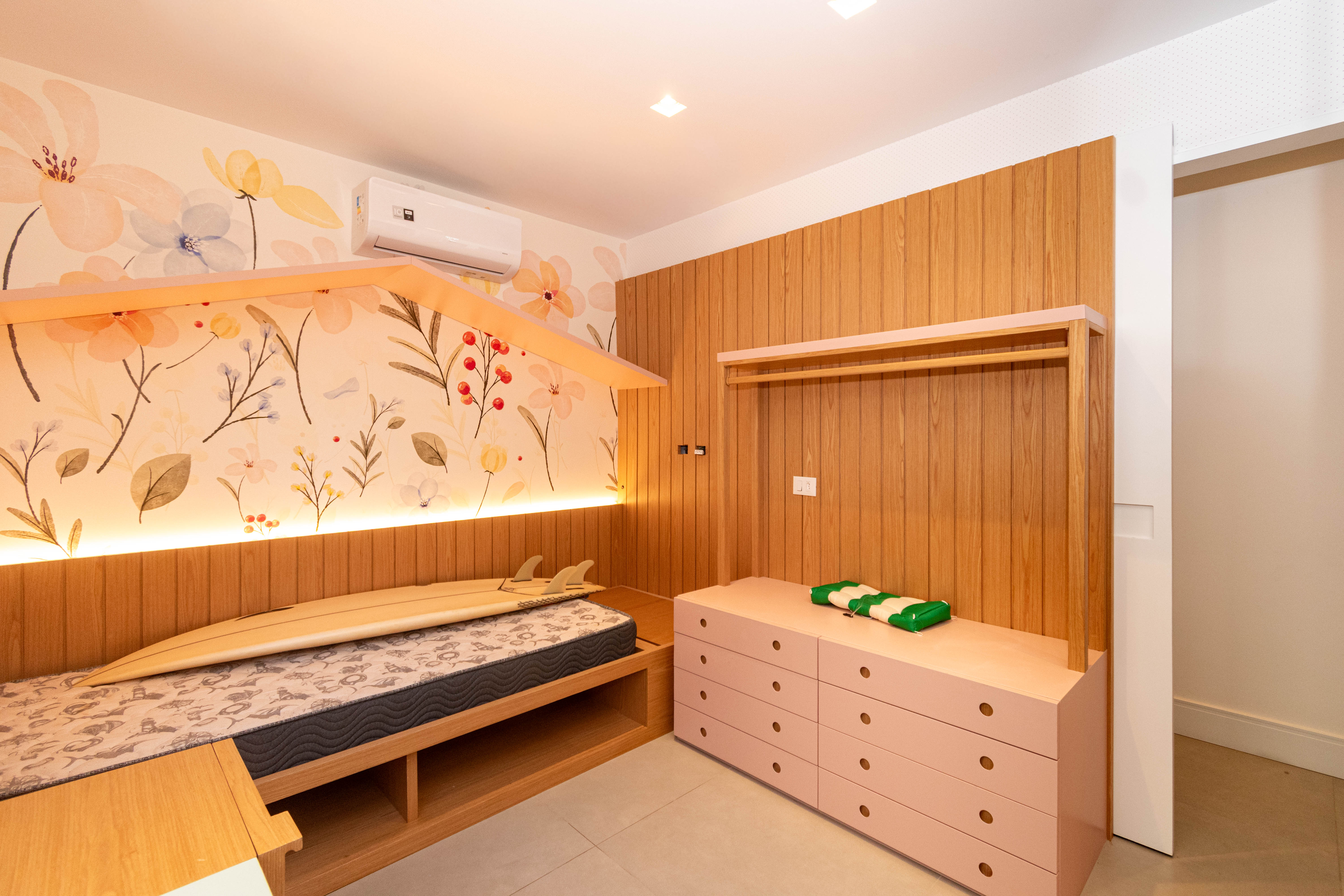 Apartamento em Prédio Novo com Projeto Arquitetônico - Jardim Oceânico - imagem 26